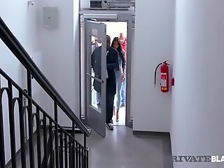 Cheating Wife Milks 3 Dark Shafts At Once 11 Min With Clea Gaultier